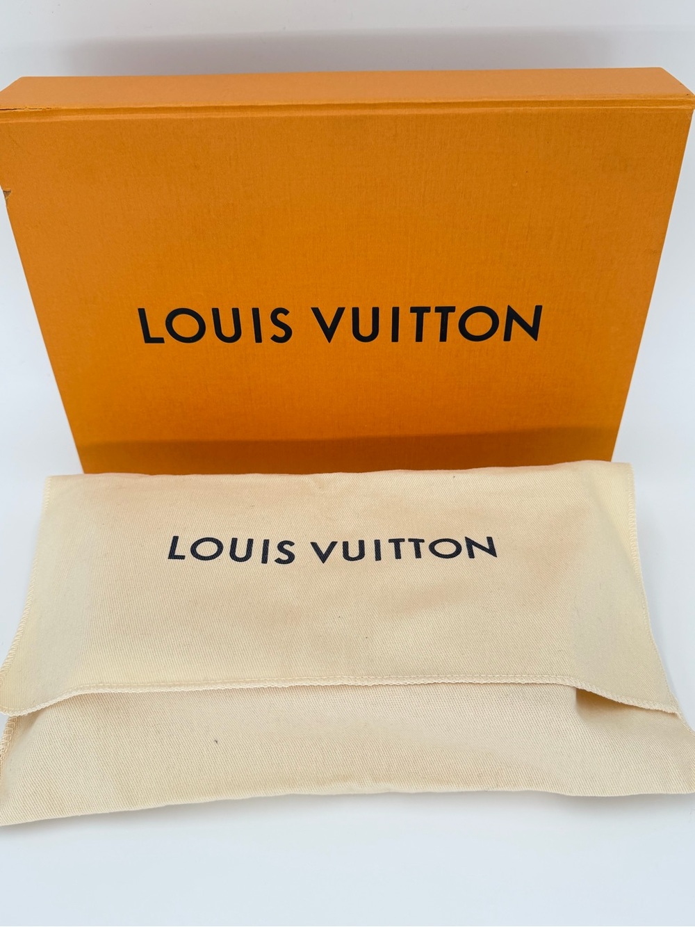 LV Coussin BB Stunning FULL SET w/Box, Dust Bag, and Entrupy COA!💖 Exclnt Condt! - Picture 14 of 15